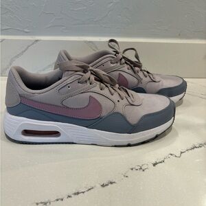 Nike Air Max Women’s size 11